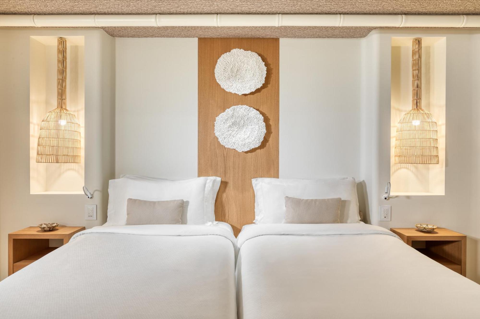Villa Turquoise con 5 Camere da Letto, Balcone, Piscina Privata e Vista Mare